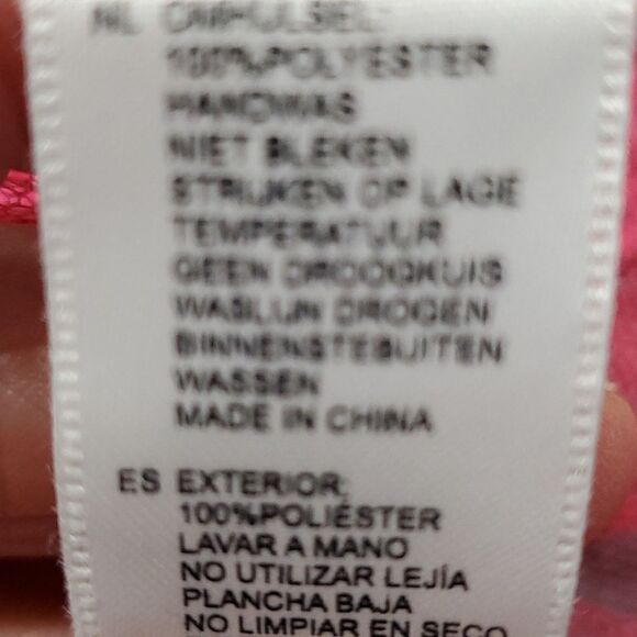 Forever 21 XXI. See through top, Beautiful shade of pink. Barbiecore Medium. - Picture 8 of 8